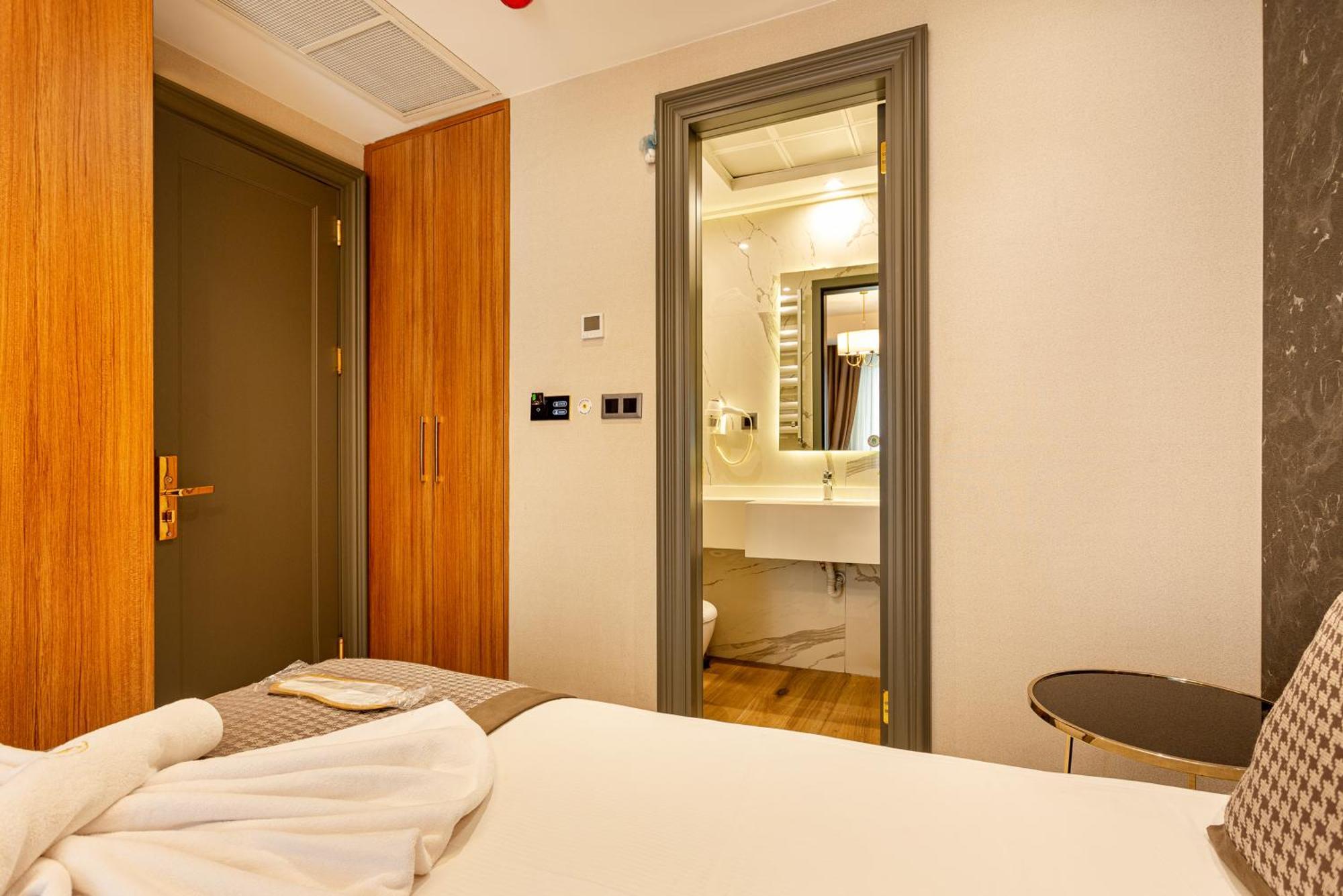 Santra Hotel Istanboel Buitenkant foto