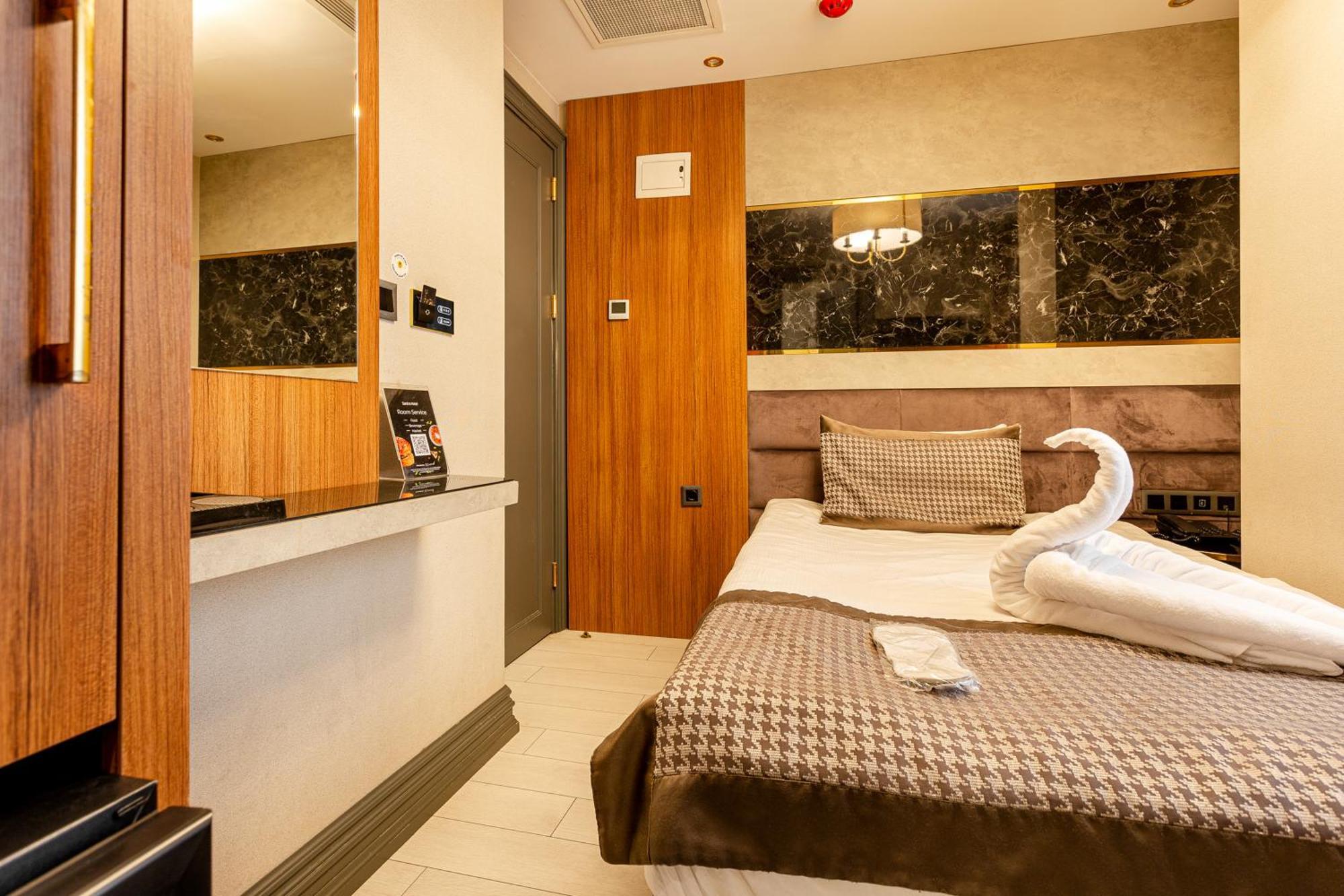 Santra Hotel Istanboel Buitenkant foto